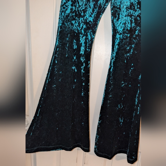 BM S Green Crushed Velvet HW Flare Pants - Limited - Picture 3 of 4